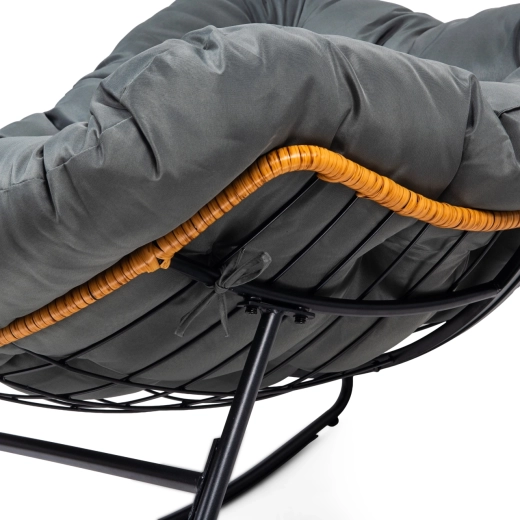 Lahek videz z naravnim poudarkom