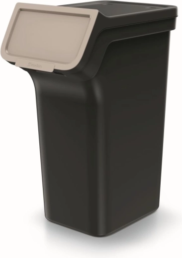 Udoben pokrov z zaskočnim odpiranjem