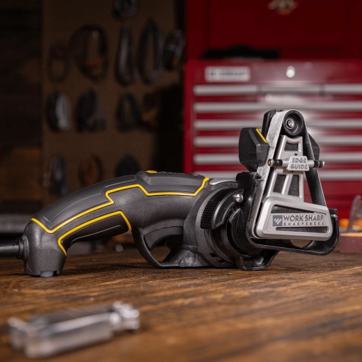 Fleksibilni brusilni trakovi za popolnoma gladek rob