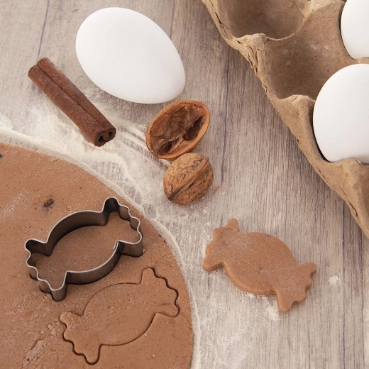 Univerzalen pomočnik za peko in okraševanje