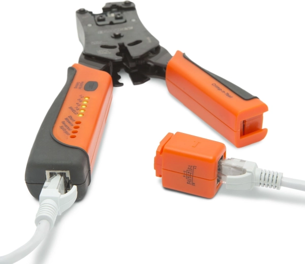 Crimping and testing in one tool