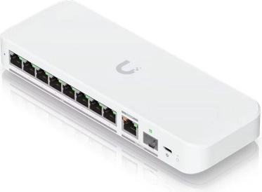 10Gb uplink (RJ45/SFP+) za hrbtenico omrežja