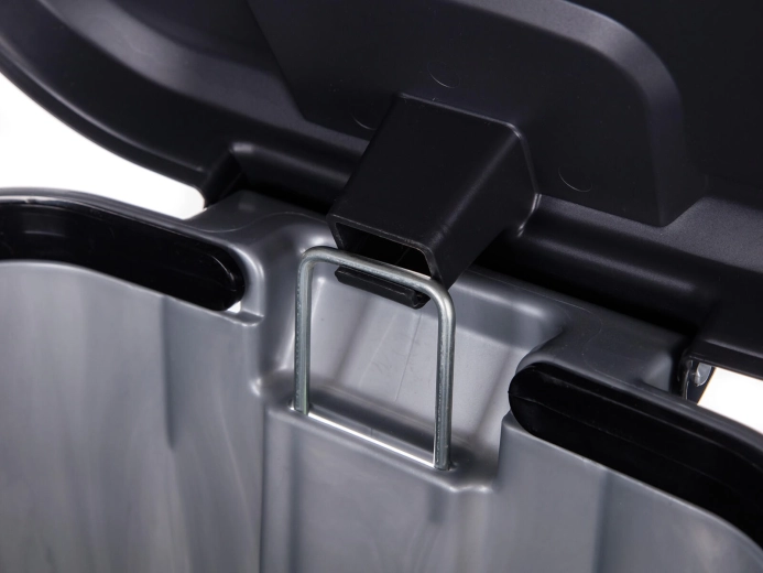 Odstranljiva notranja posoda za enostavno praznjenje