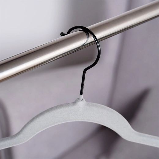 Protidrsni žamet za varno držanje