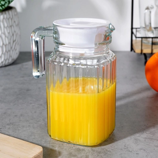 Odporno prozorno steklo z rebrasto površino