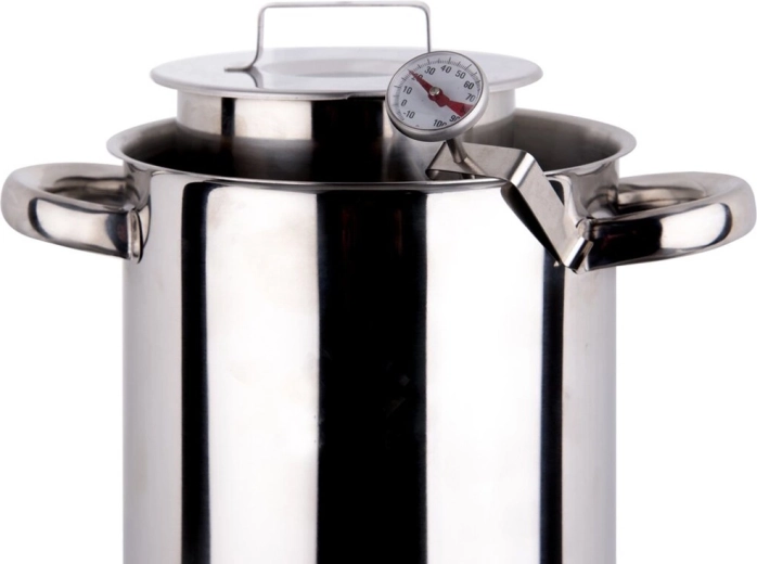 Odporna konstrukcija iz nerjavnega jekla