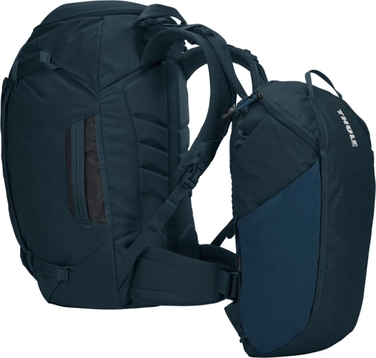 Removable 20 L daypack for day trips