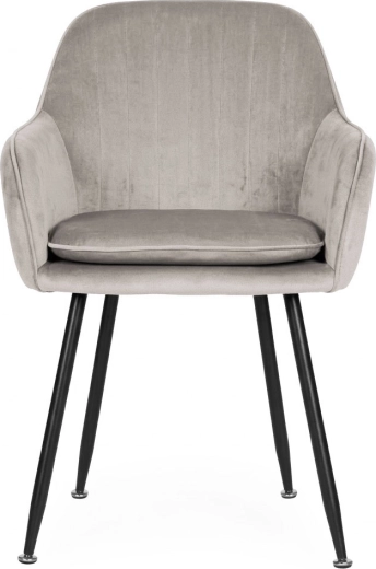 Seating comfort thanks to foam filling and armrests