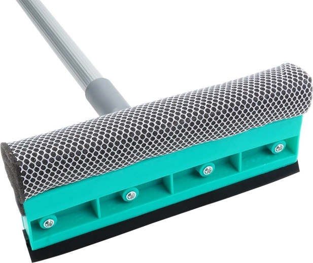 Dva koraka, eno orodje: pomivanje in brisanje