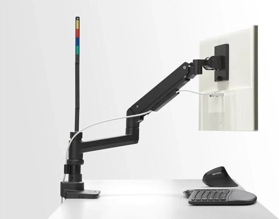 plinska vzmet za tekoče in lahkotno gibanje