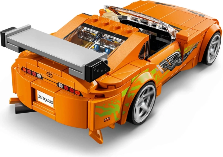 Model for play and display
