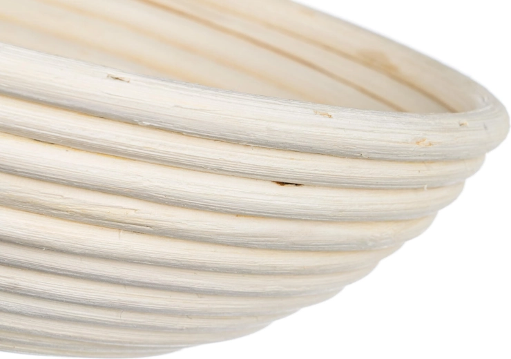 Naravni ratan z zračno strukturo