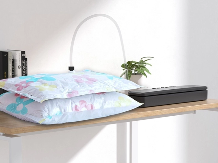 Vakuumiranje posod in zapiralnik za steklenice