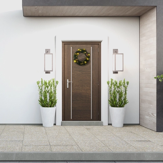 Suitable for indoor and outdoor use thanks to IP44