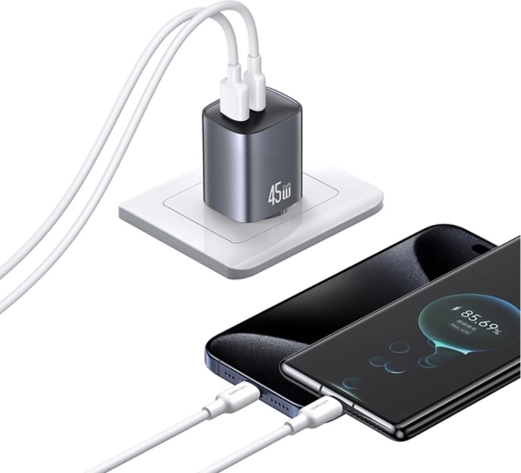 Dva priključka za sočasno polnjenje