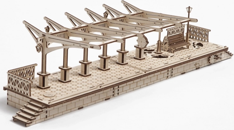UGEARS lesene mehanske 3D sestavljanke – železniška postaja (196 kosov)