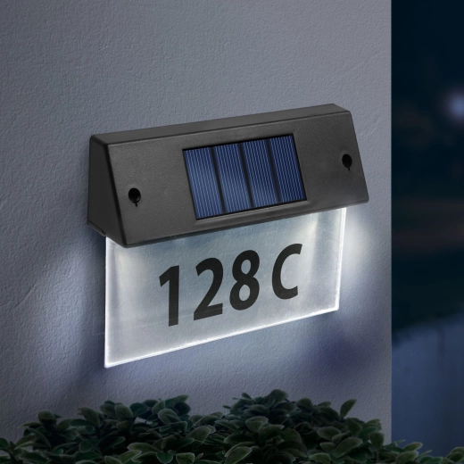 Solarna osvetlitev hišne številke s prozornim pleksi steklom in hladno belimi LED-diodami