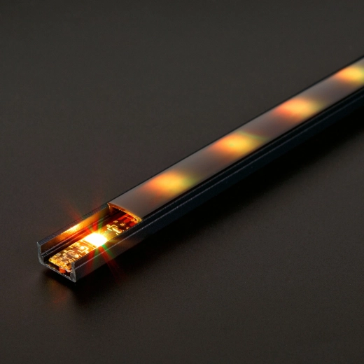 Črna aluminijasta U-letev za LED-trakove
