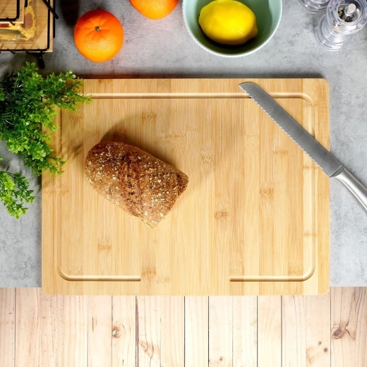 Žleb za sokove za čistejšo delovno površino