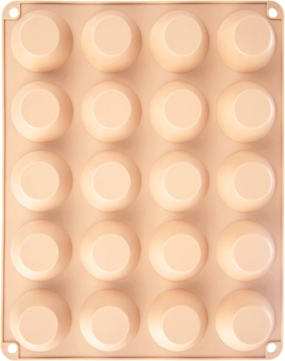 Peka 20 mini mafinov naenkrat