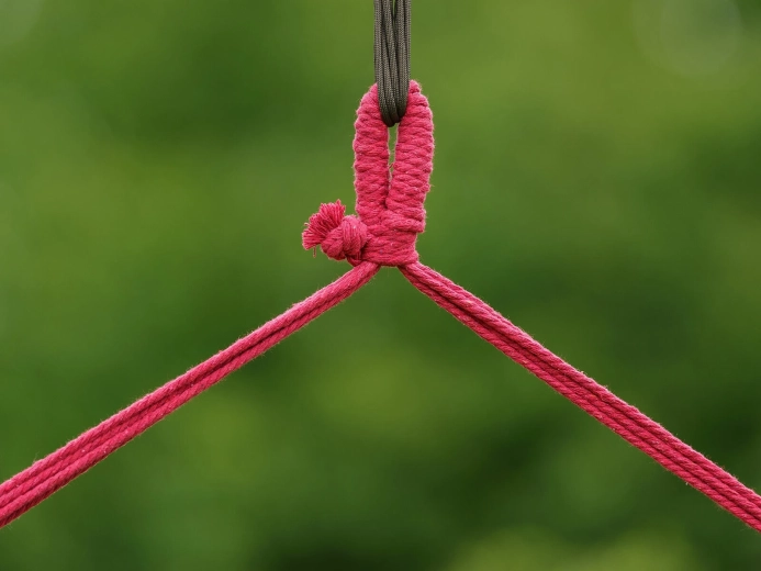 Preprosto enotočkovno obešanje