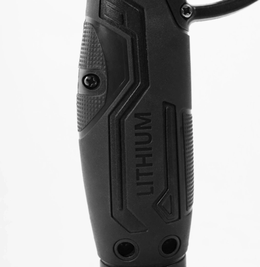 Ergonomska akumulatorska svoboda