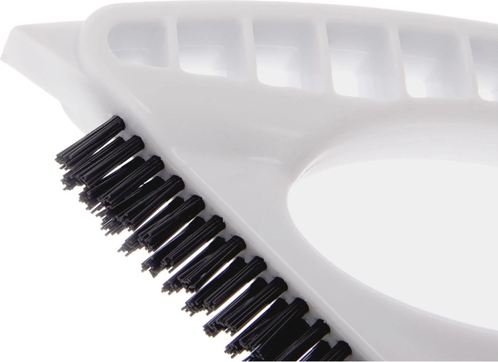 Trde ščetine za fuge in kote