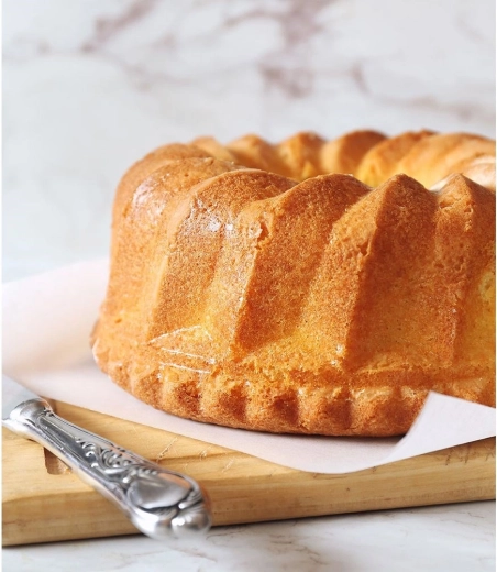 Popolna oblika in dekorativen vzorec