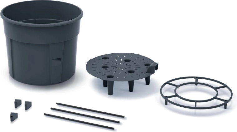 Pametno dvojno dno z rezervoarjem za vodo