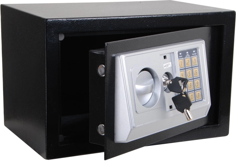 Robustna zasnova in zapiralni zatiči