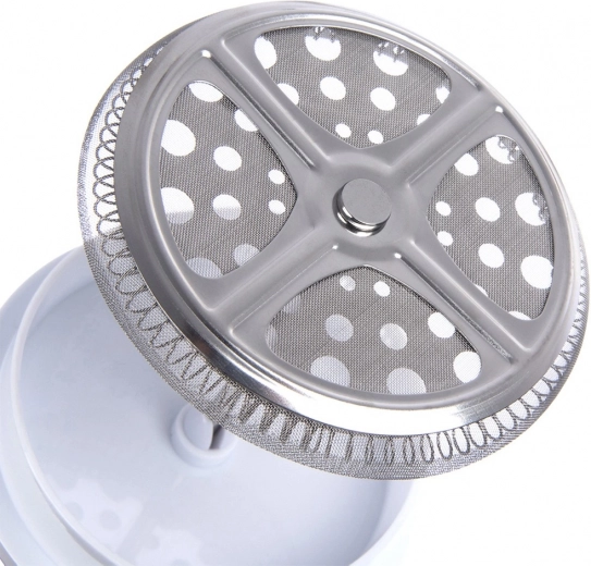 Čist napitek zahvaljujoč finemu cedilu