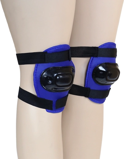 Durable knee pads with hard shell
