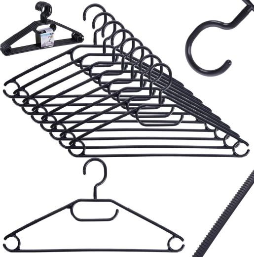 Več mest za obešanje oblačil in dodatkov