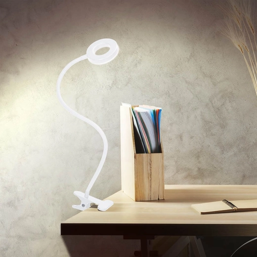 USB napajanje z upravljalnikom na kablu