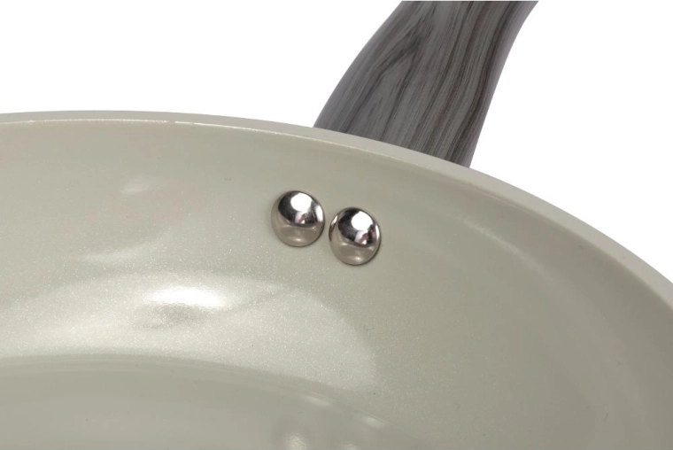 Non-stick ceramic surface