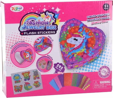 Krsta v obliki srca za okras