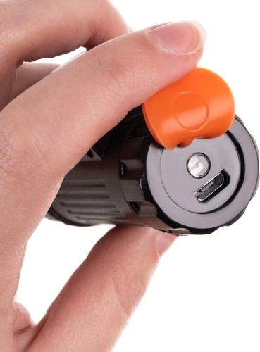 USB polnjenje in magnet za delo brez rok