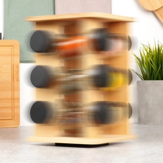 Vrtljiv dizajn za hiter izbor začimb