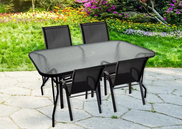 Vzdržljiva jeklena konstrukcija za vse vremenske razmere