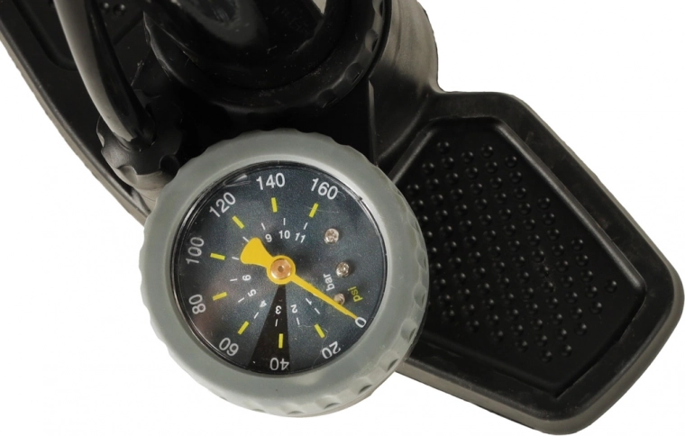 Precise gauge for pressure control