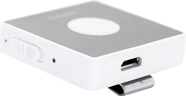 Praktičen clip-on upravljalnik