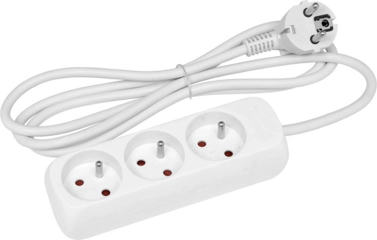 Podaljšek 1,5 m s 3 vtičnicami, bel