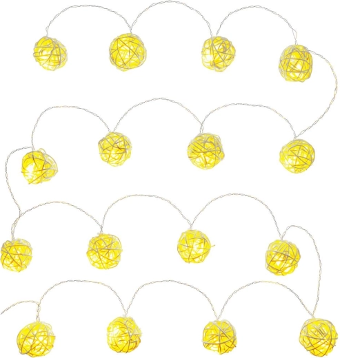 Retlux natural light chain with balls, 16 LEDs