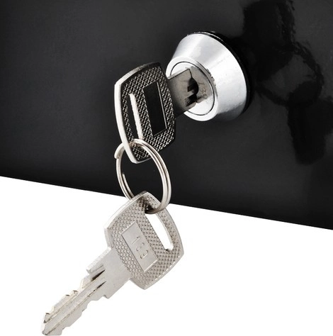 Secure locking with 2 keys