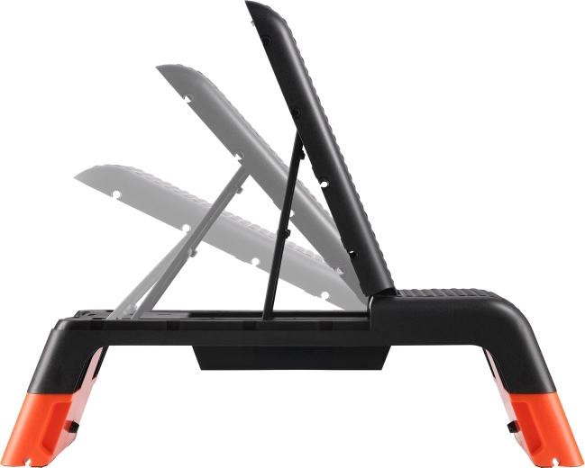 Nastavljivo naslonjalo in stabilna konstrukcija