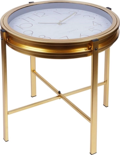 Ura integrirana v ploščo mize