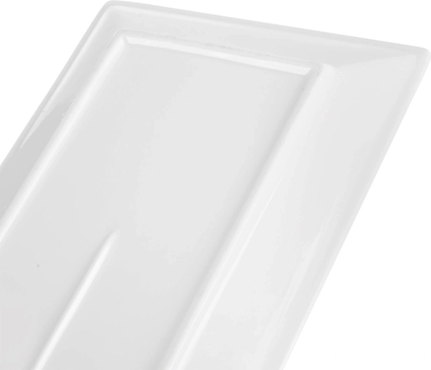 Praktična oblika z zvišanimi robovi