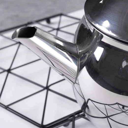 Udobno nalivanje in enostavno vzdrževanje