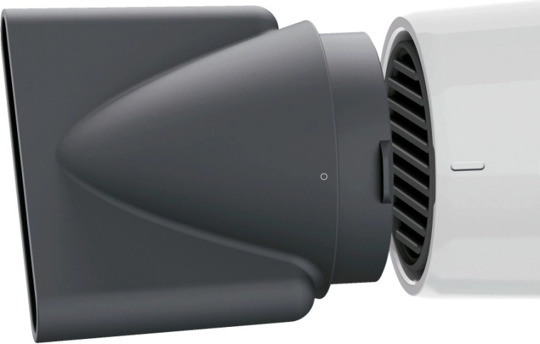 Natančno oblikovanje s koncentratorjem