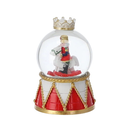 Tradicionalni motiv hrestača v različnih izvedbah